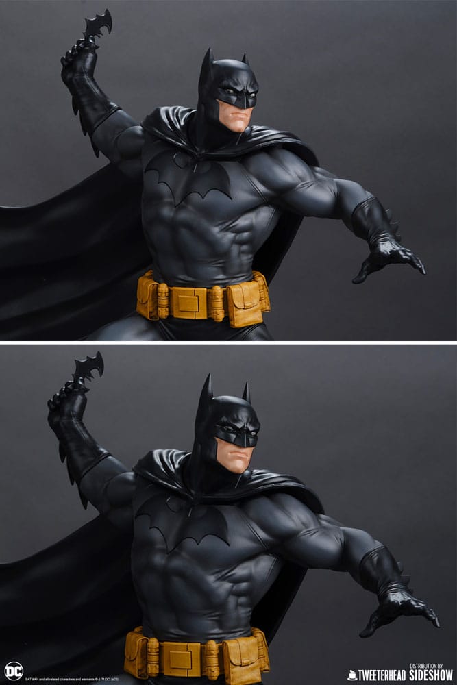 DC Comics Maquette 1/6 Batman (Black and Gray Edition) 50 cm